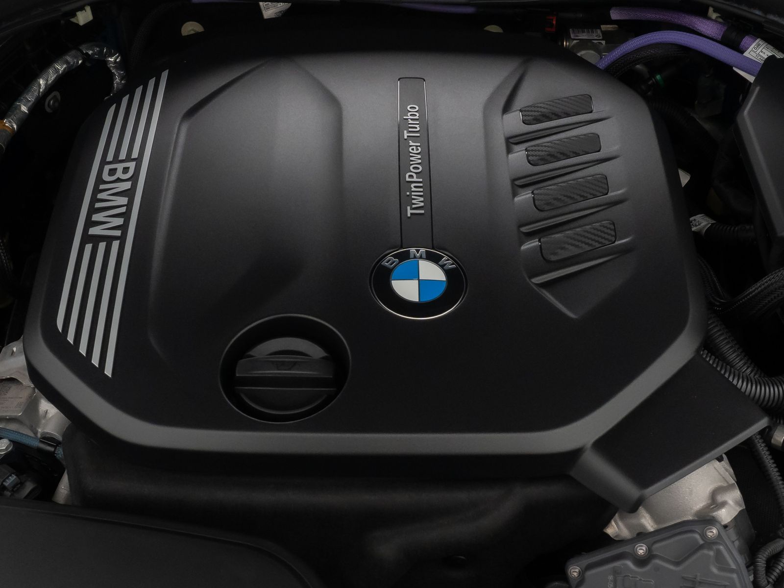 Fahrzeugabbildung BMW 520d xD DAB HUD Kamera Alarm Panoram Leder Sport