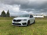 Skoda Octavia 2.0 TSI DSG RS RS - Skoda Octavia: Limousine, RS