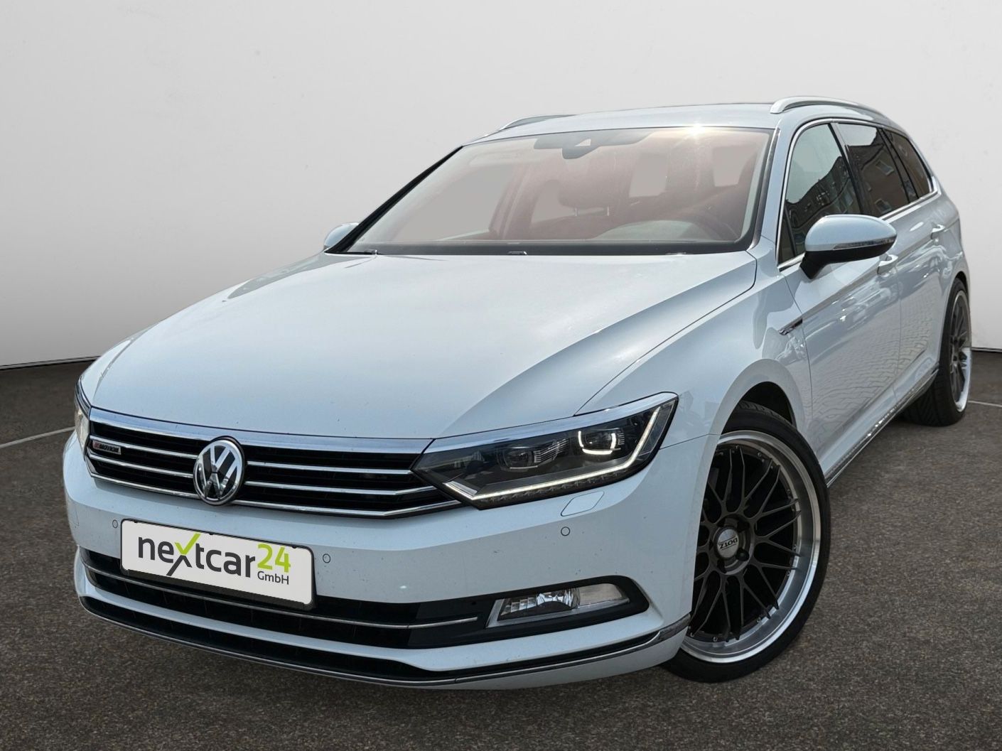 VW PASSAT VAR 2.0TDI HIGHL. 4Mot|LED|NAVI 20´Z DOTZ