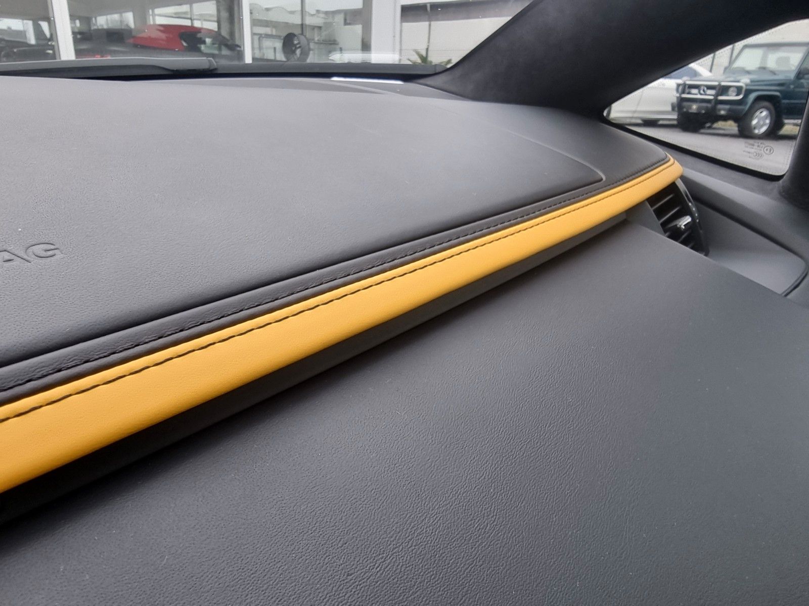 Fahrzeugabbildung Lamborghini Aventador S/Carbon/Lift/Matt/Gr. Service 11/25