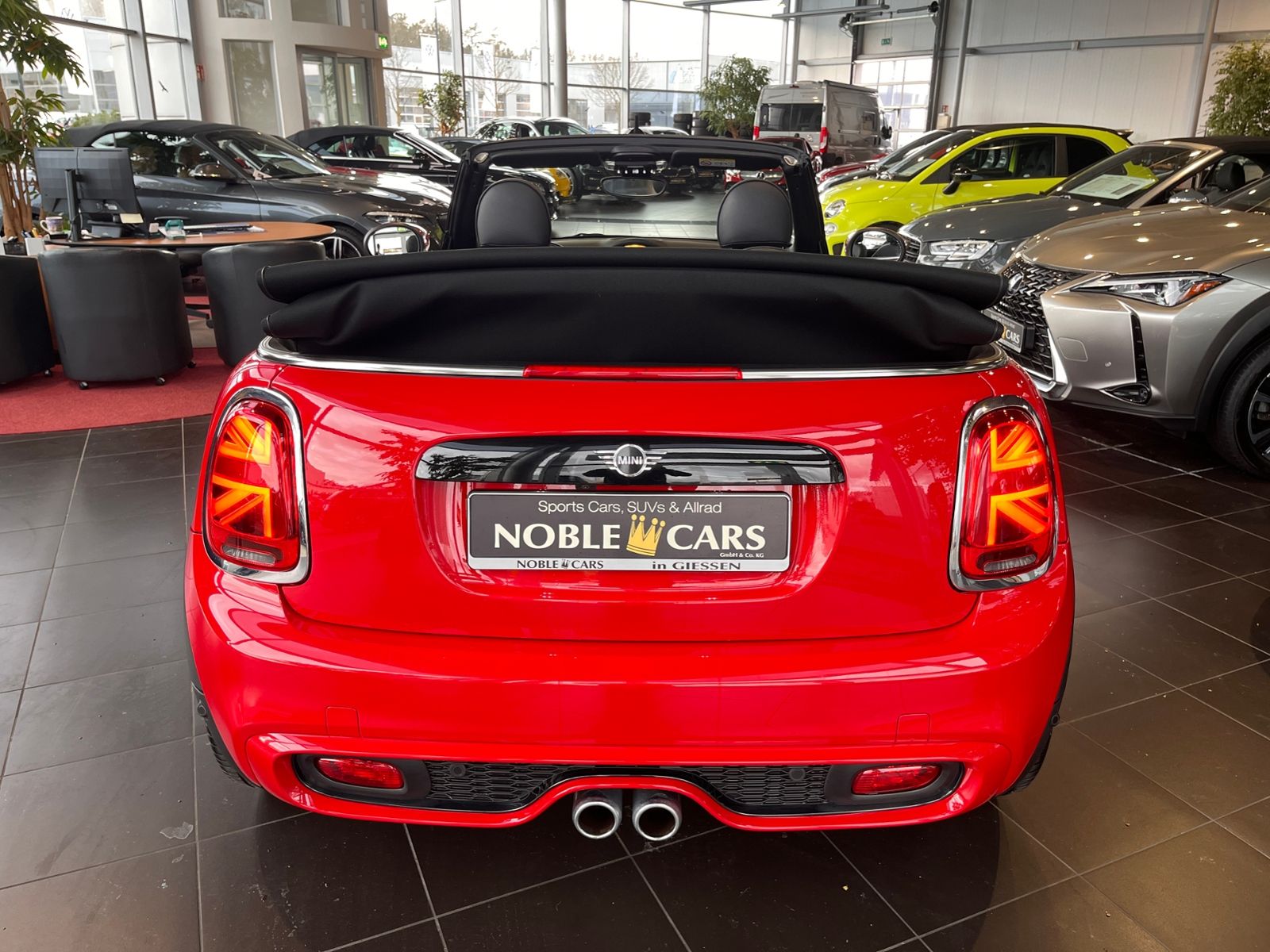 Fahrzeugabbildung MINI Cabrio Cooper S LED NAVI ALU