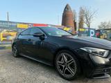 Mercedes-Benz Mercedes Cls 300d AMG line - Mercedes-Benz CLS 300: Coupe