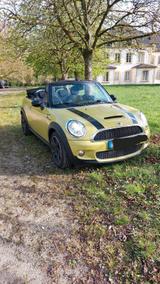 MINI Mini Cooper S Cabrio - MINI Cooper S Cabrio aus 2009: Roadster