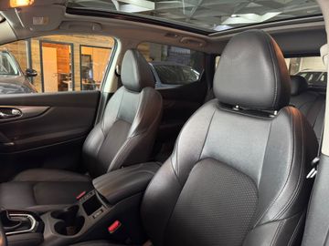 Nissan Qashqai - 11