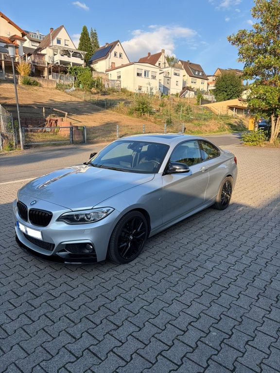 Image of BMW 230