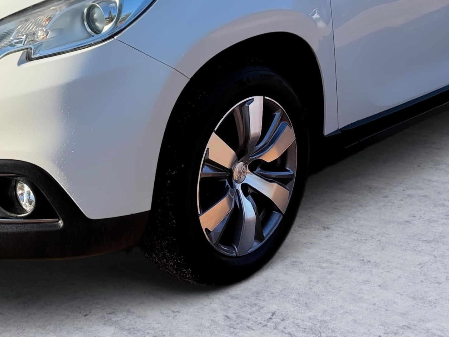 Fahrzeugabbildung Peugeot 2008 Style, AHK,Sitzheizung,PDC,Alus,Pano-Dach P