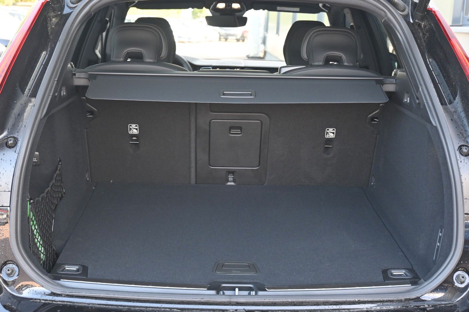Fahrzeugabbildung Volvo XC60 B5 AWD Plus Dark*PANO*H&K*LUFT*LED*360°