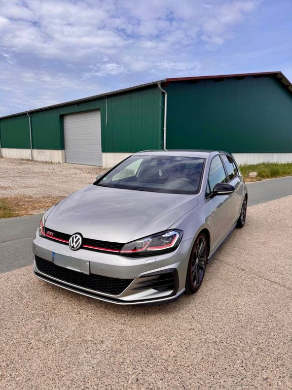 Image of Volkswagen Golf