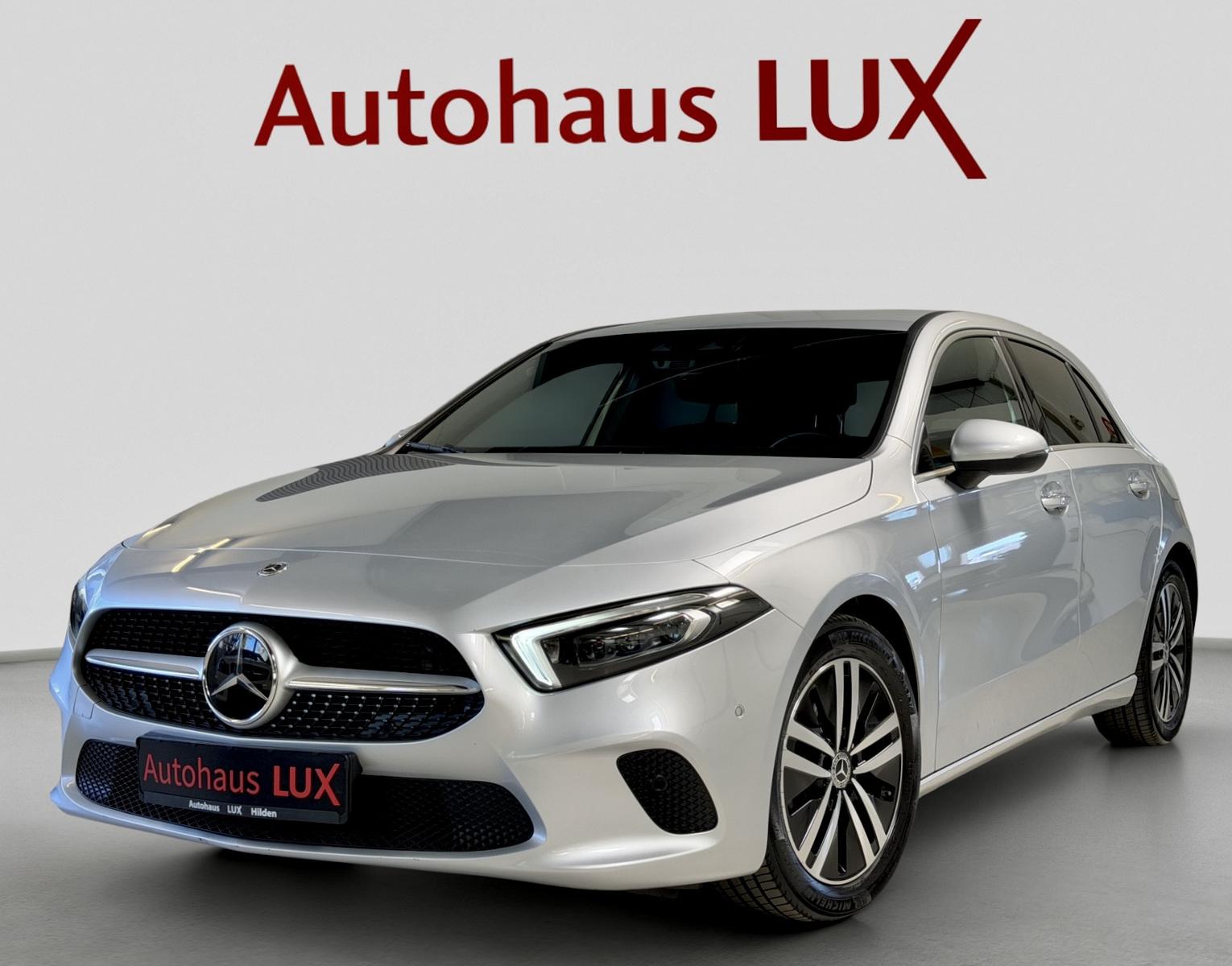 Mercedes-Benz A 200 DIESEL*LED*1HAND*AMBIENTE*CARBON*AHK*R-KAM