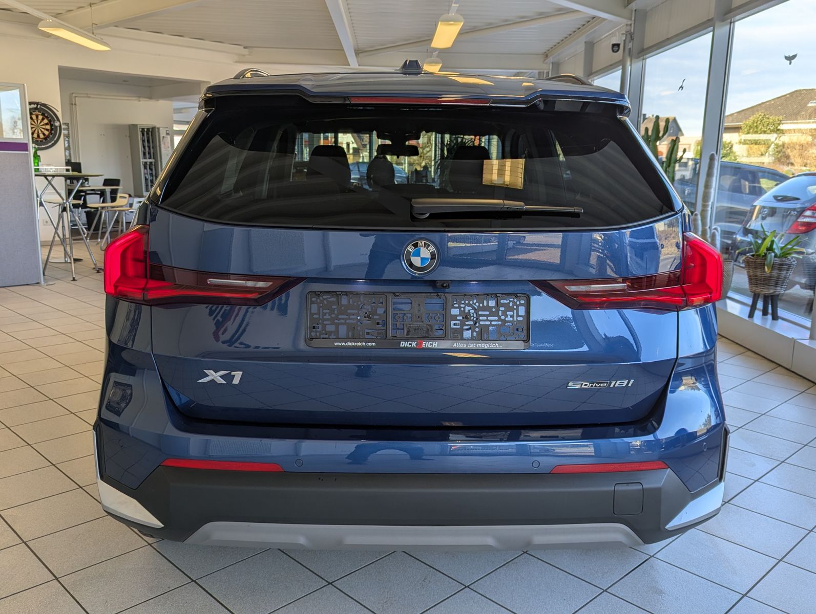 BMW X1 18 i Travel-Paket Pano Kamera AHK - Image 6