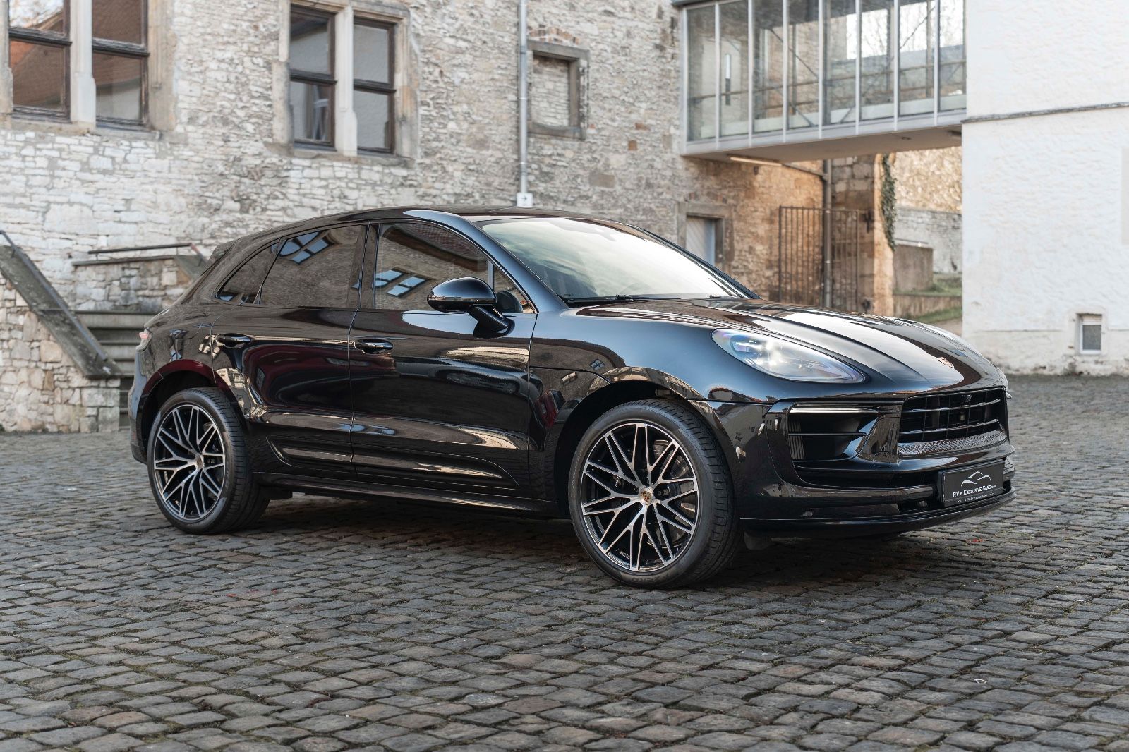Fahrzeugabbildung Porsche Macan GTS PDLS+ KAM SPORT CHRONO LED PANO LUFT
