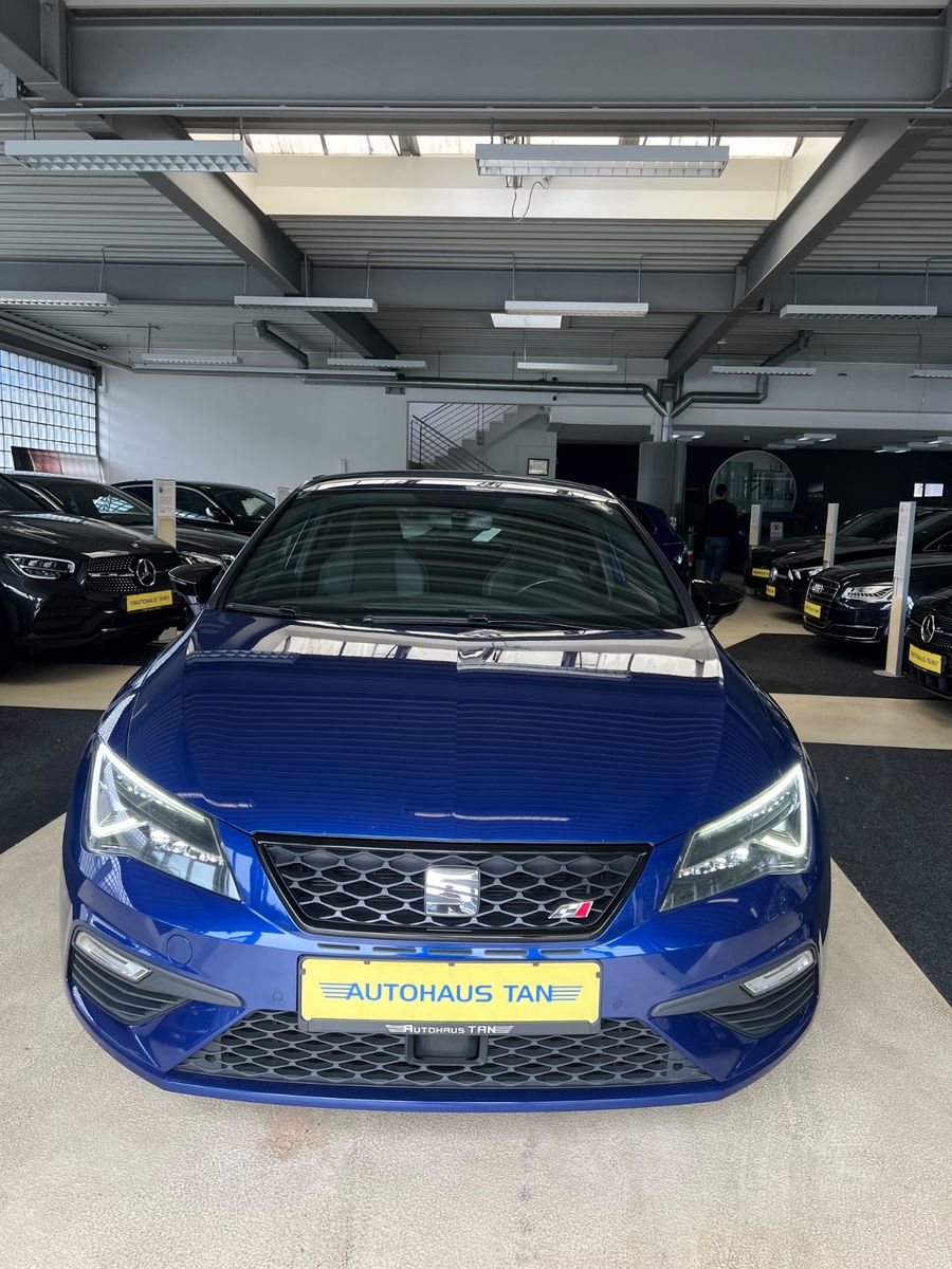 Fahrzeugabbildung SEAT Leon SC Cupra 300 *Mystery Blue* SPORTSITZE *