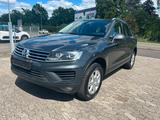 Volkswagen Touareg 3.0 TDI  AUT + 4-Motion+ XEN+SCHECKHEFT - VW Touareg Gebrauchtwagen in Saarbrücken