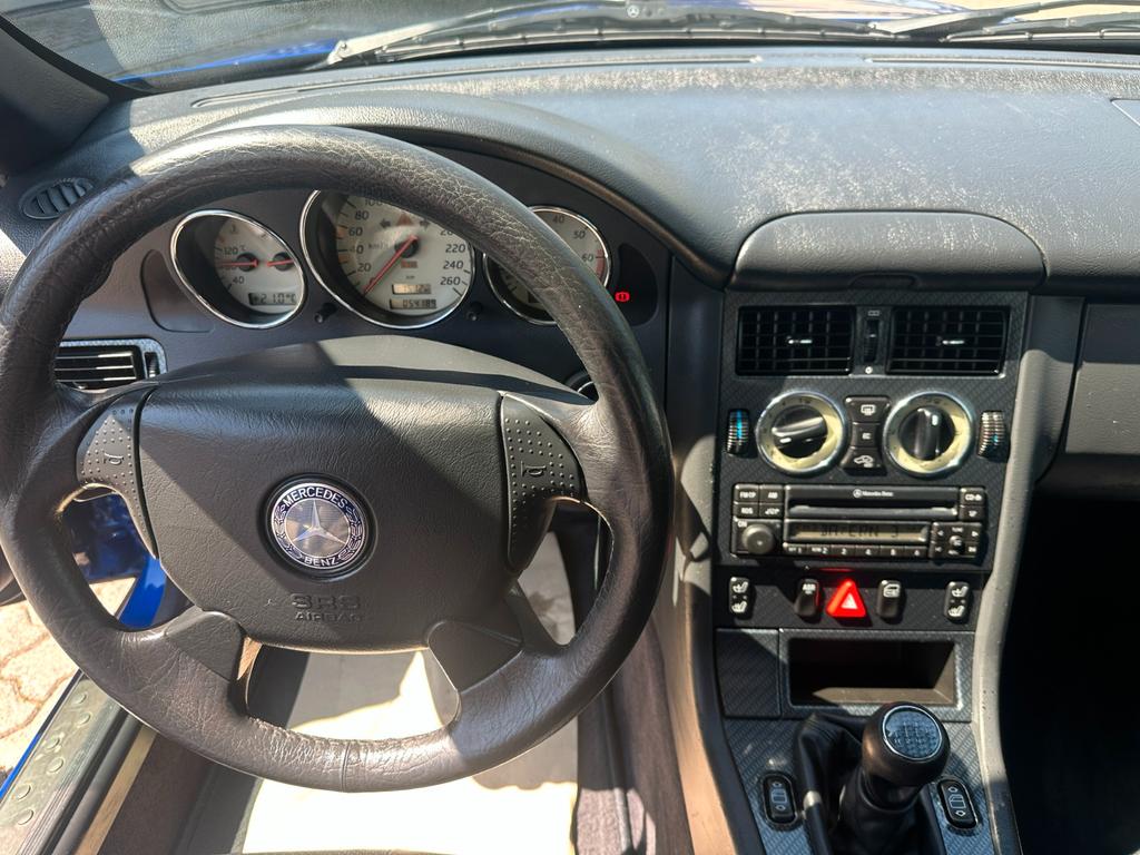 Mercedes-Benz SLK 230