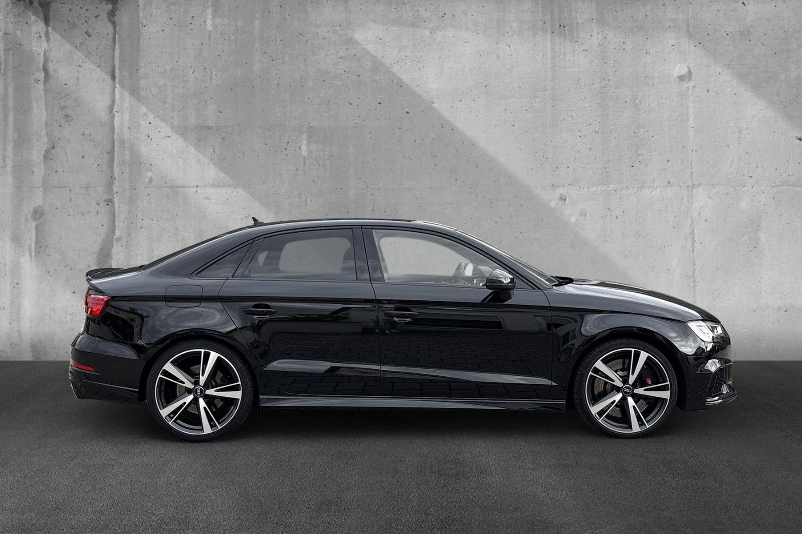 Fahrzeugabbildung Audi RS3 Limousine*RS-Schale & AGA*Virtual*280kmh*B&O