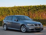 BMW 325i Touring*M SPORT*FACELIFT*AUT*LEDER*XENON* - BMW 3er Reihe aus 2010: Kombi