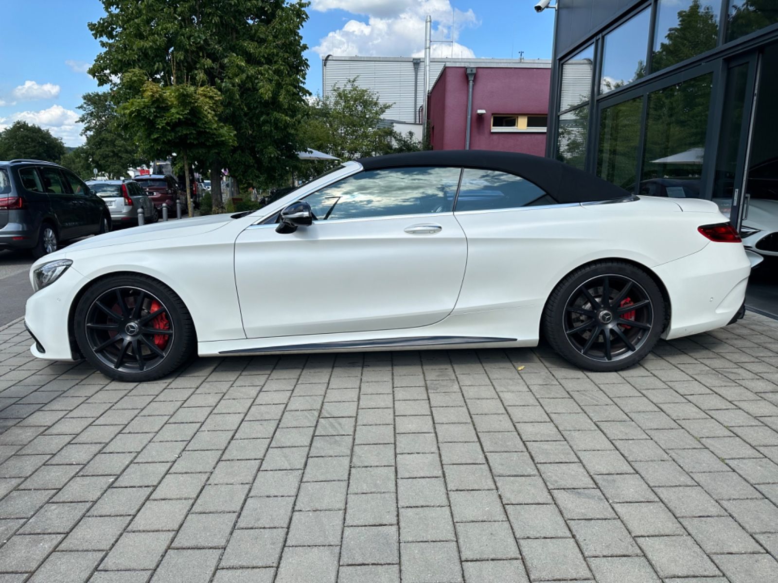 Fahrzeugabbildung Mercedes-Benz S 63 4MATIC Cabriolet  *DISTRO+*NIGHT*GARANTIE*