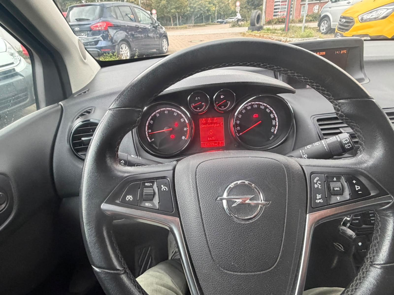 Opel Meriva 2011 — photo 12