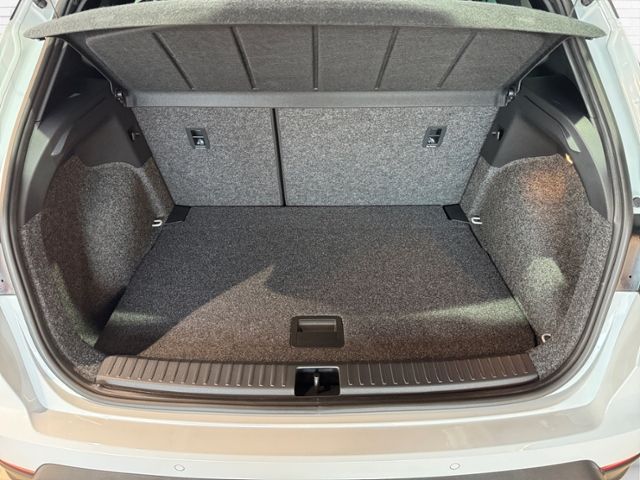 Fahrzeugabbildung SEAT Arona Style 1.0 TSI KLIMA LED NAVI ALU