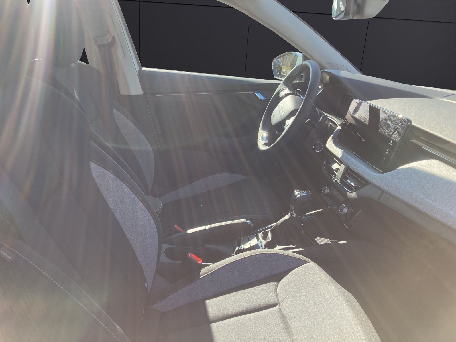 Fahrzeugabbildung SKODA Scala Tour DSG, Navi, Digital Cockpit