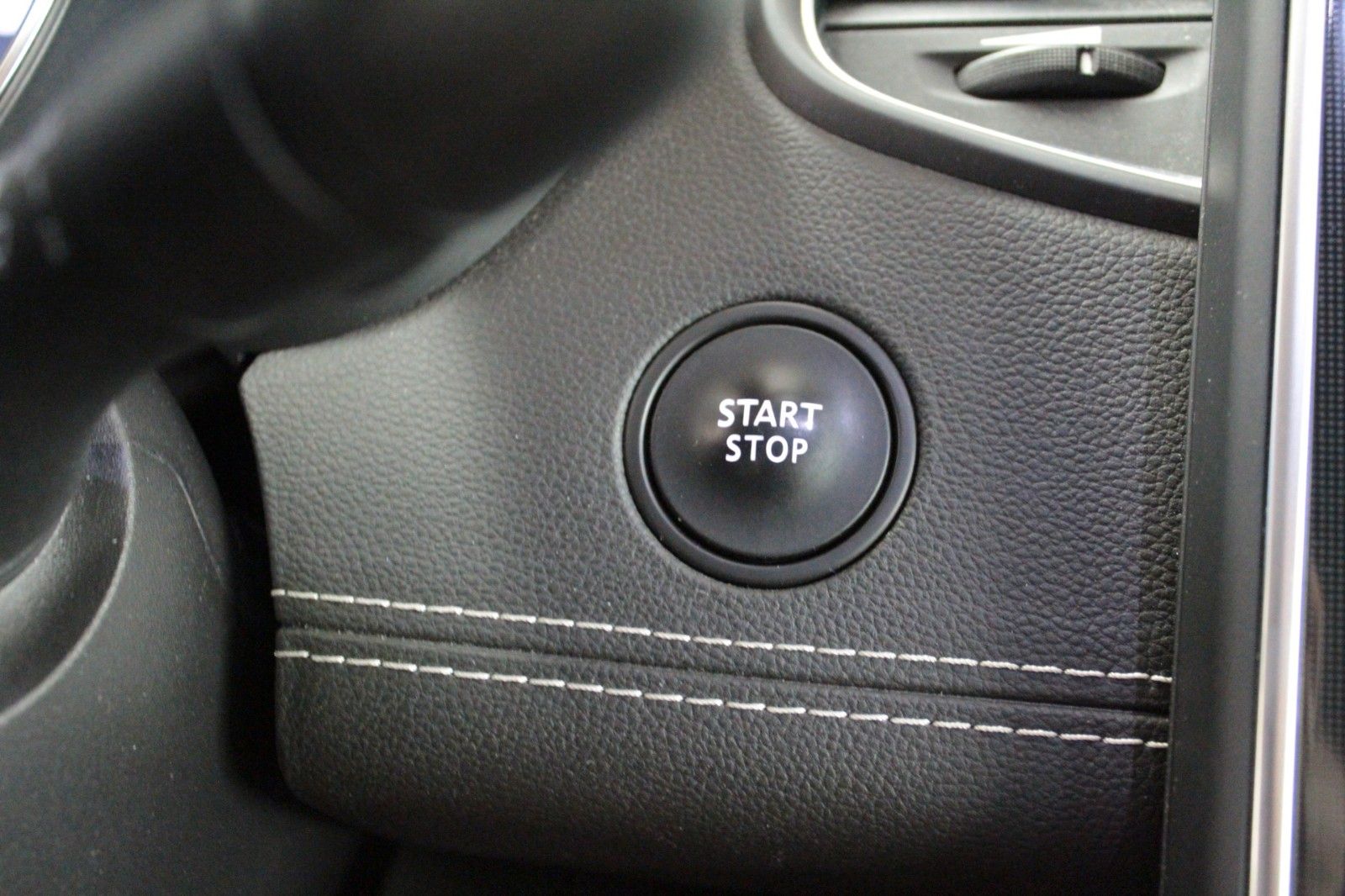 Fahrzeugabbildung Renault Grd Scenic Tce130 Bose Edition*R-Link*Sitzhzg*
