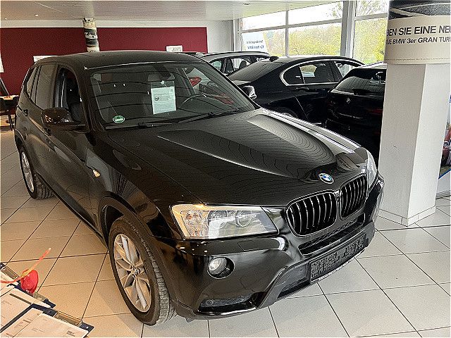 BMW X3xDrive20dA/AHK/WR/Xenon/Pano/NaviPRO/SH