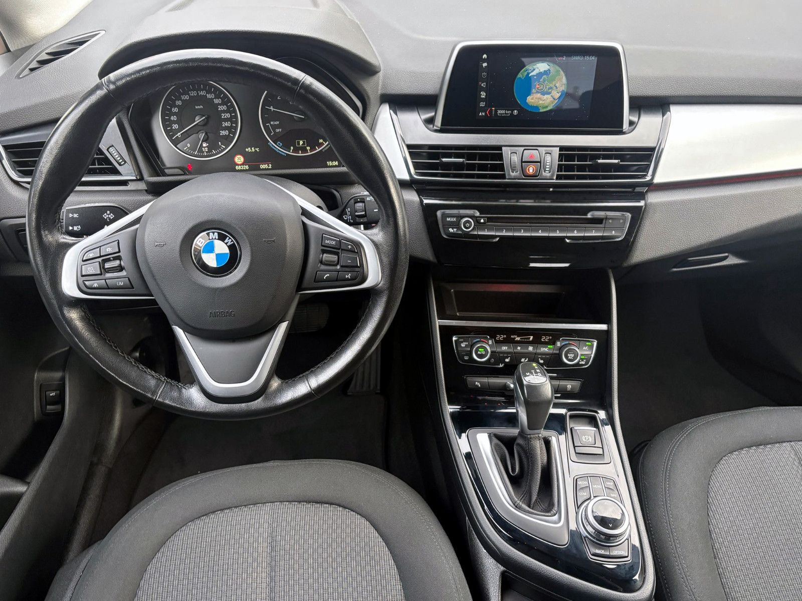 Fahrzeugabbildung BMW 218i Active Tourer Adv. Steptr. ACC PDC KAM Navi
