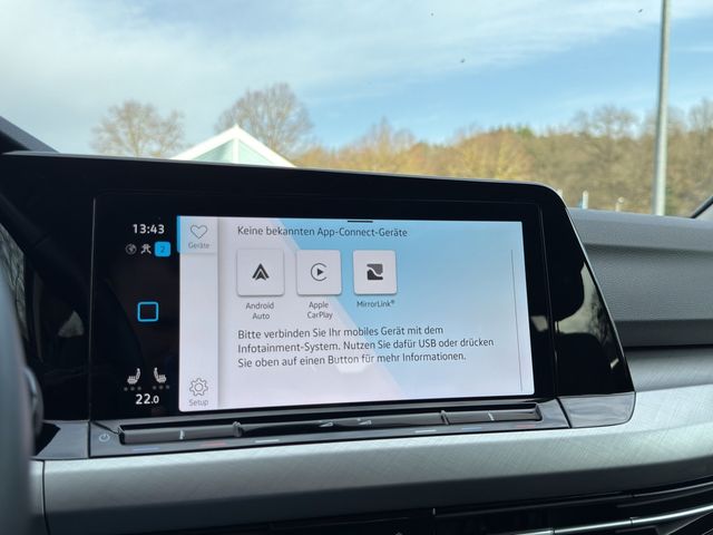 Golf VIII Variant 2.0 TDI Life DSG AHK ACC LED