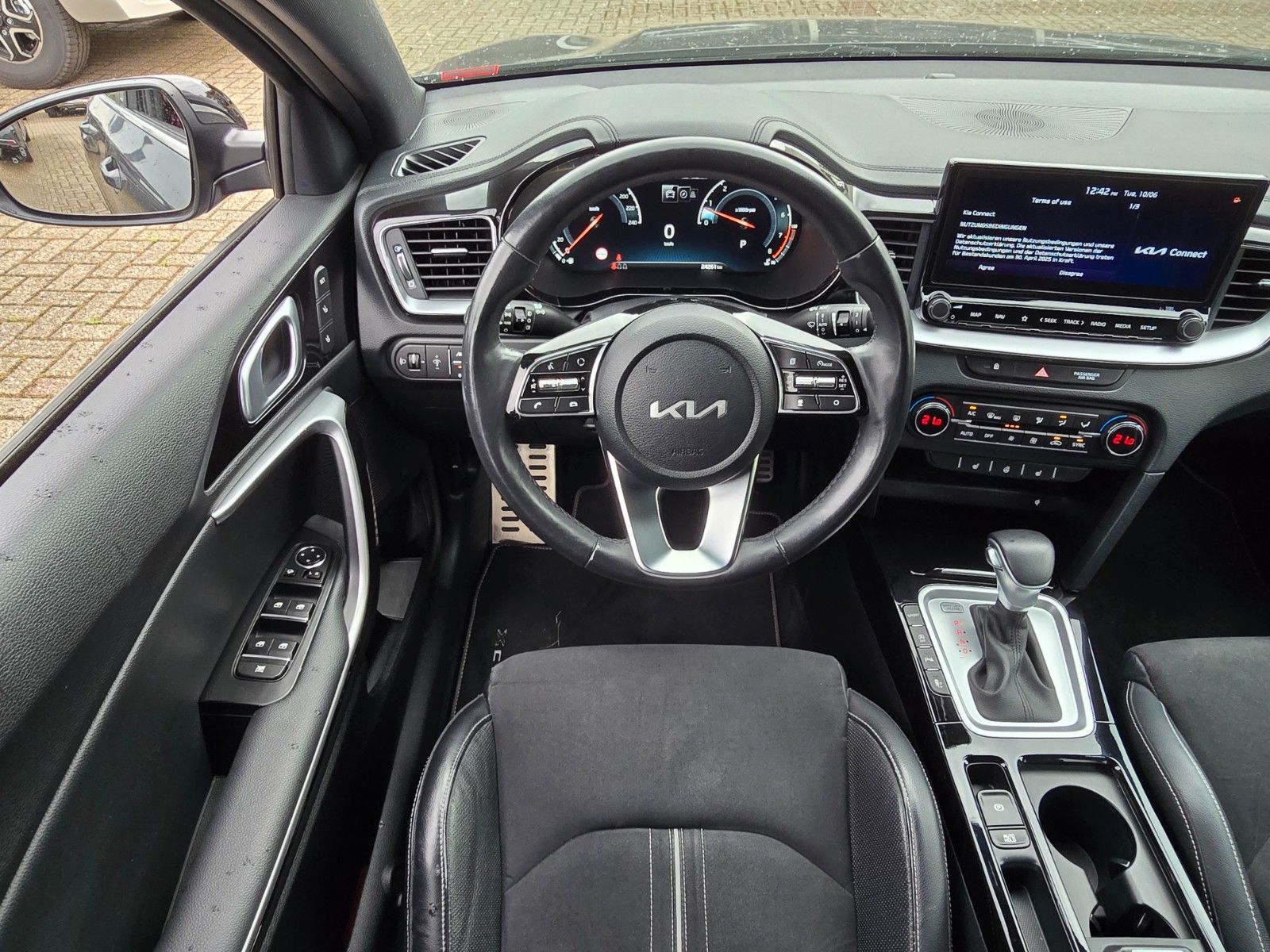 Fahrzeugabbildung Kia XCeed 1.5 T-GDI DCT - Black Xdition