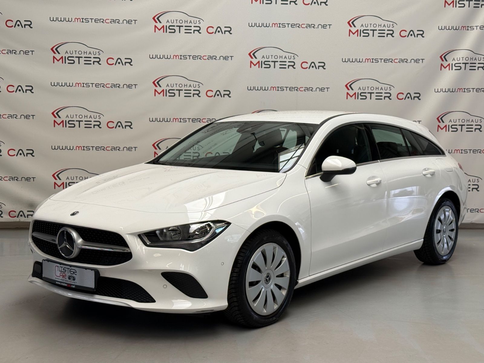 MERCEDES-BENZ CLA 180 SB MBUX/NAVI/PDC/SHZ/TEMPO/1.HAND