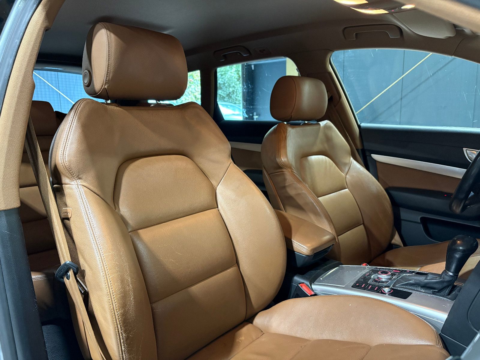 Fahrzeugabbildung Audi A6 Avant 2.0 TDI/NAVI/PDC/KLIMA/SHZ/TEMPOMAT