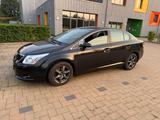 Toyota Avensis Edition 2.0 D-4D Edition - Toyota Avensis mit Diesel-Antrieb: 2.0