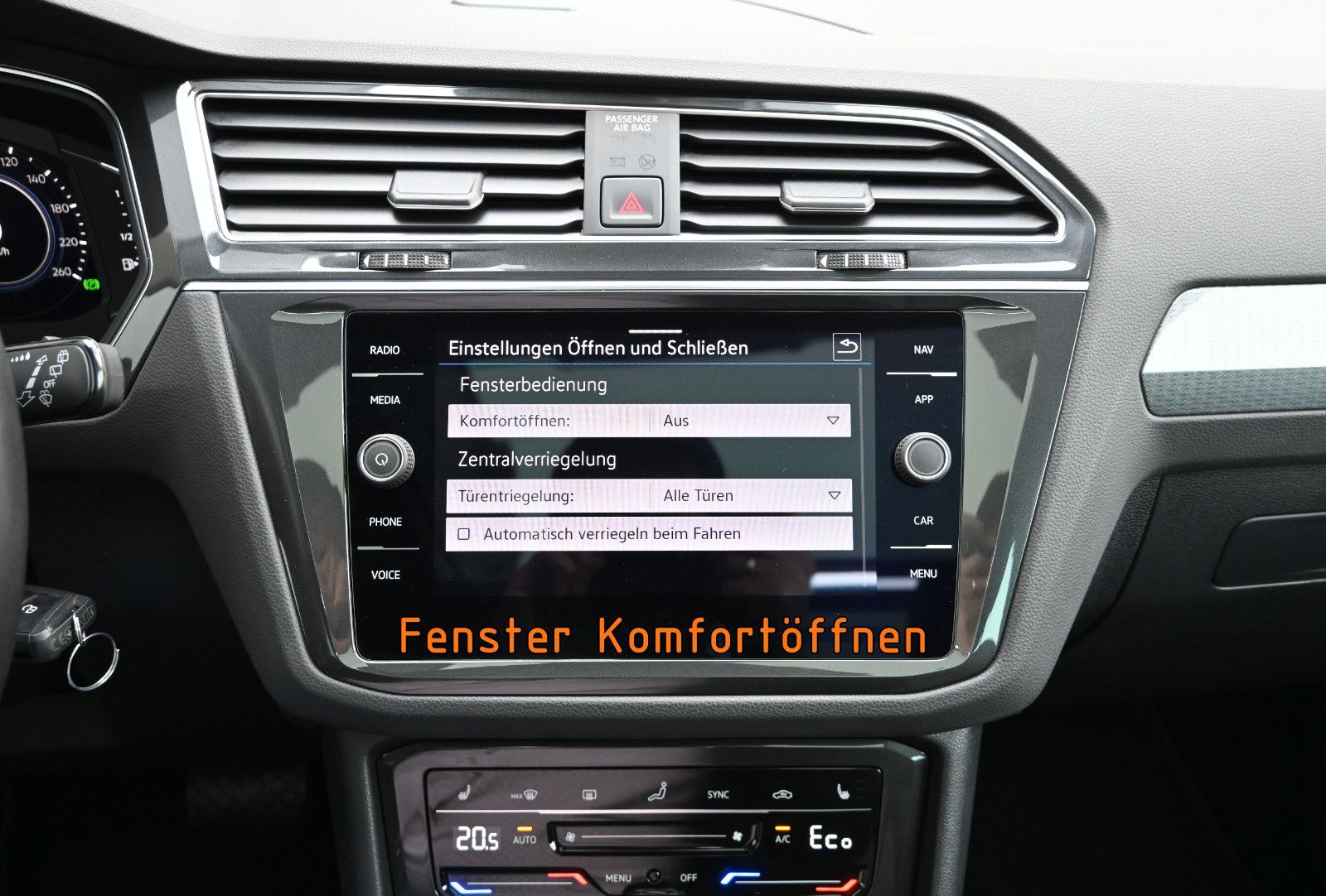 Fahrzeugabbildung Volkswagen Tiguan 1.4 eHybrid DSG Life °ACC°AHK°PANO°KAMERA