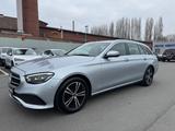 Mercedes-Benz E 220 d*COC*TÜV27*NETTO*MEMORY*RFK*SITZH*1HAND - gebrauchte Mercedes-Benz E 220 aus dem Jahr 2022