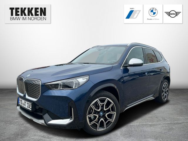 BMW iX1 eDrive20 xLine Premium Paket AHK Aktivsitz