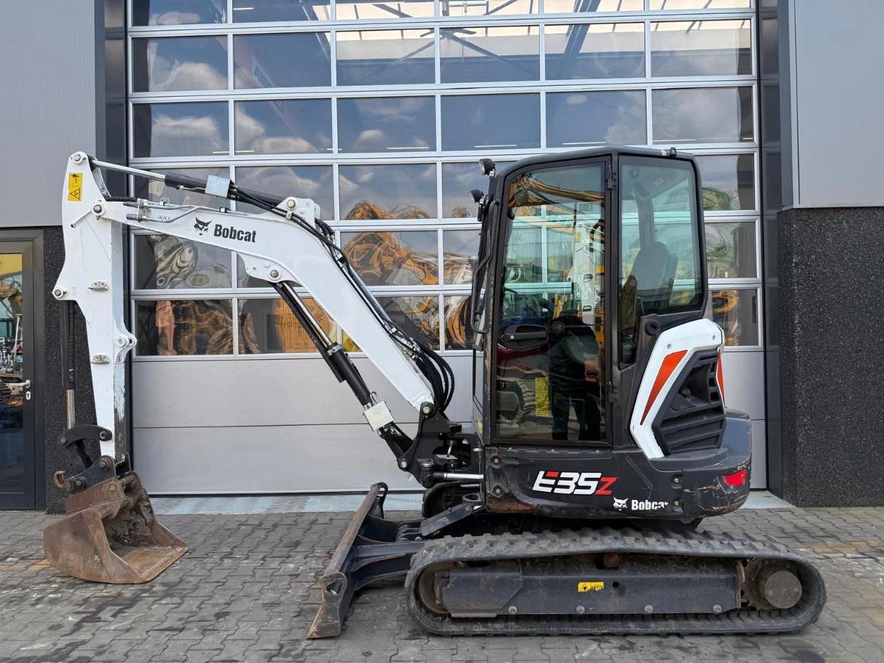 Bobcat E35z