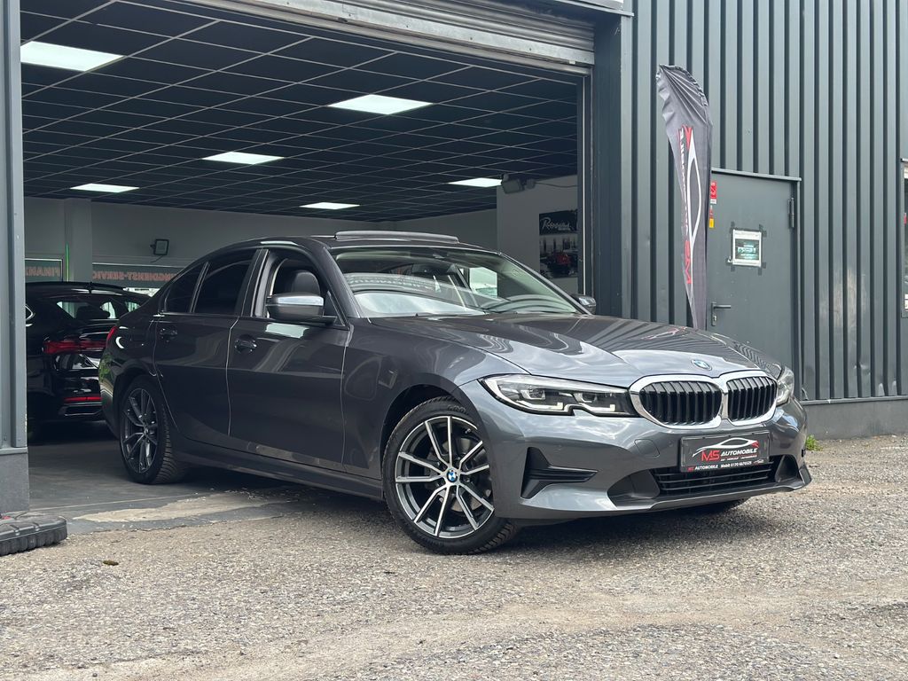 Image of BMW 320