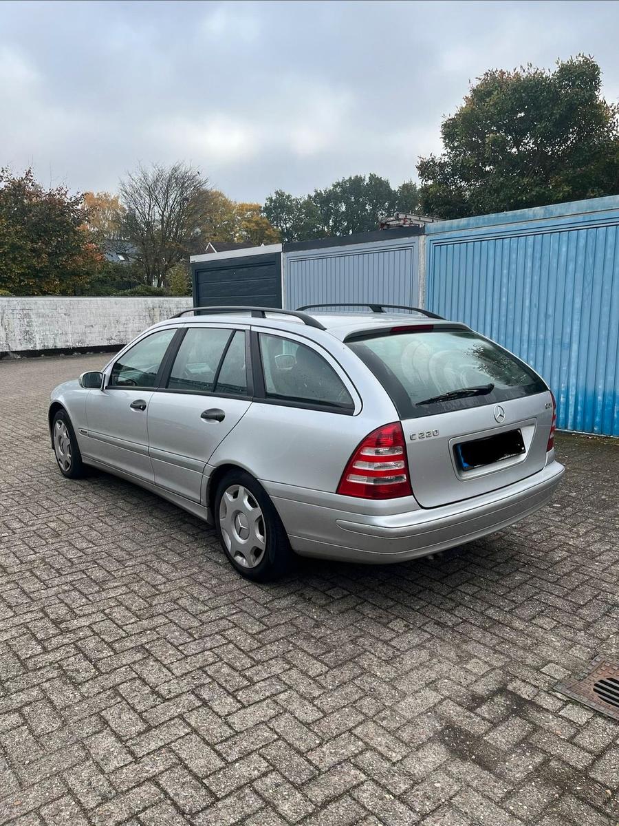 Mercedes-Benz C220 2005 — photo 6
