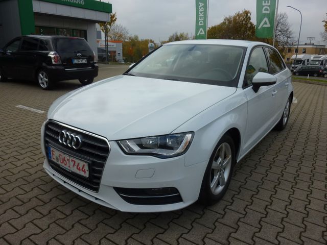 Audi A3 Sportback ambition 1 Hand