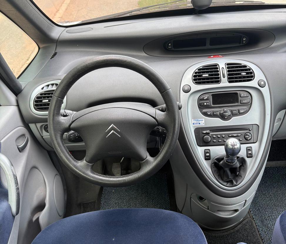 Citroën Xsara Picasso HDi 110 Exclusive**KLIMA**TÜV-NEU