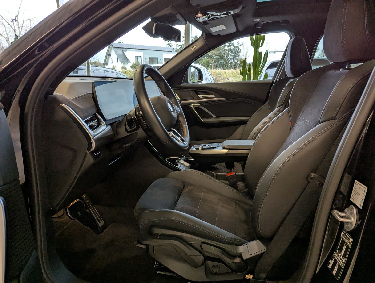 BMW X2 20 i M-Sport Pano Aktivsitze Kamera AHK - Image 12