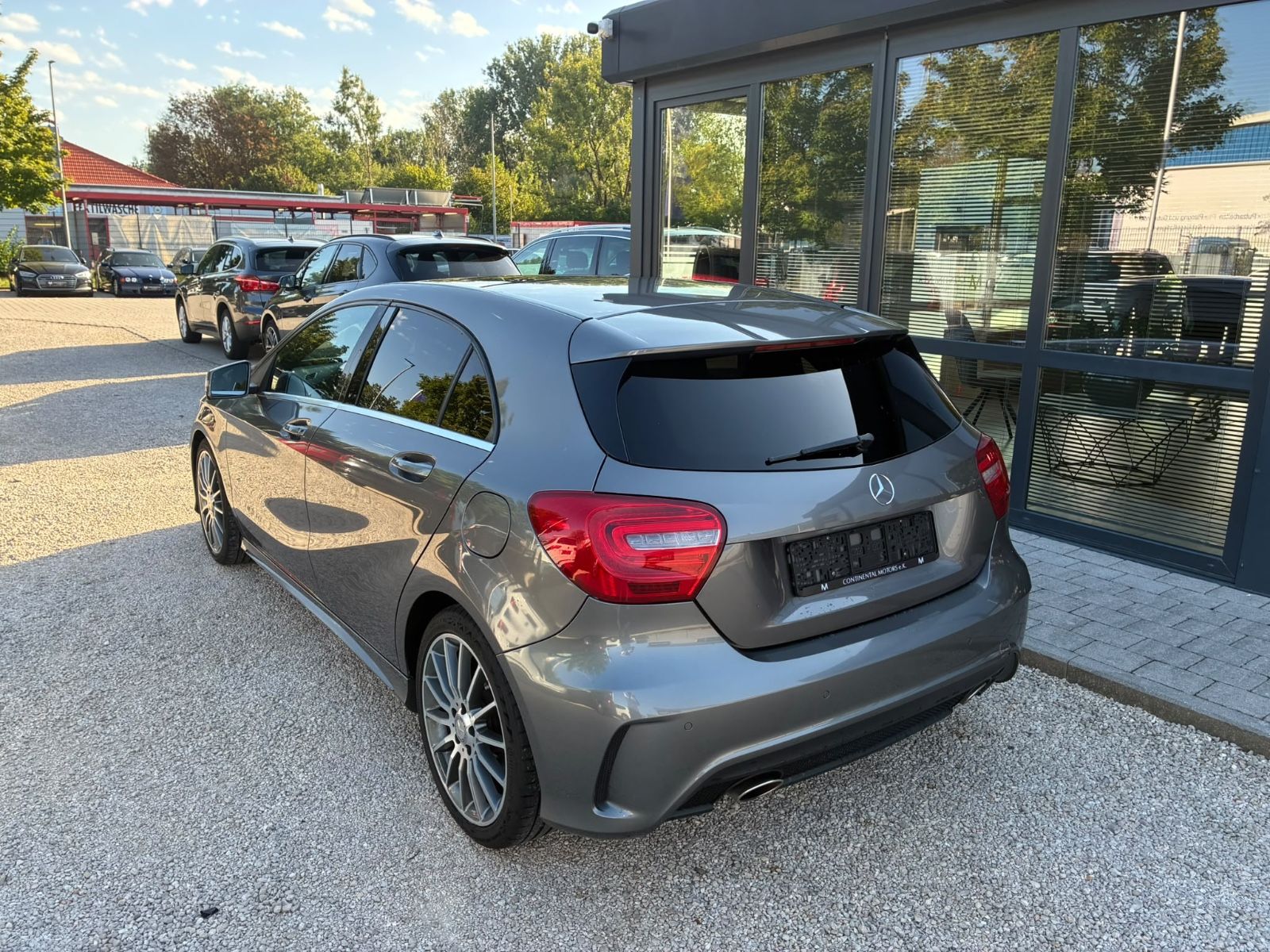 MERCEDES-BENZ A 200 A 200 AMG Line*Panorama*Carbon Interieur*, Ansicht 7