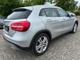 Mercedes-Benz GLA 220 CDI Urban Bi Xenon Automatik - Mercedes-Benz GLA 220: Cdi