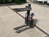 BT Toyota Hochhubwagen Elektro SWE080L Staxio 800kg - BT LKWs