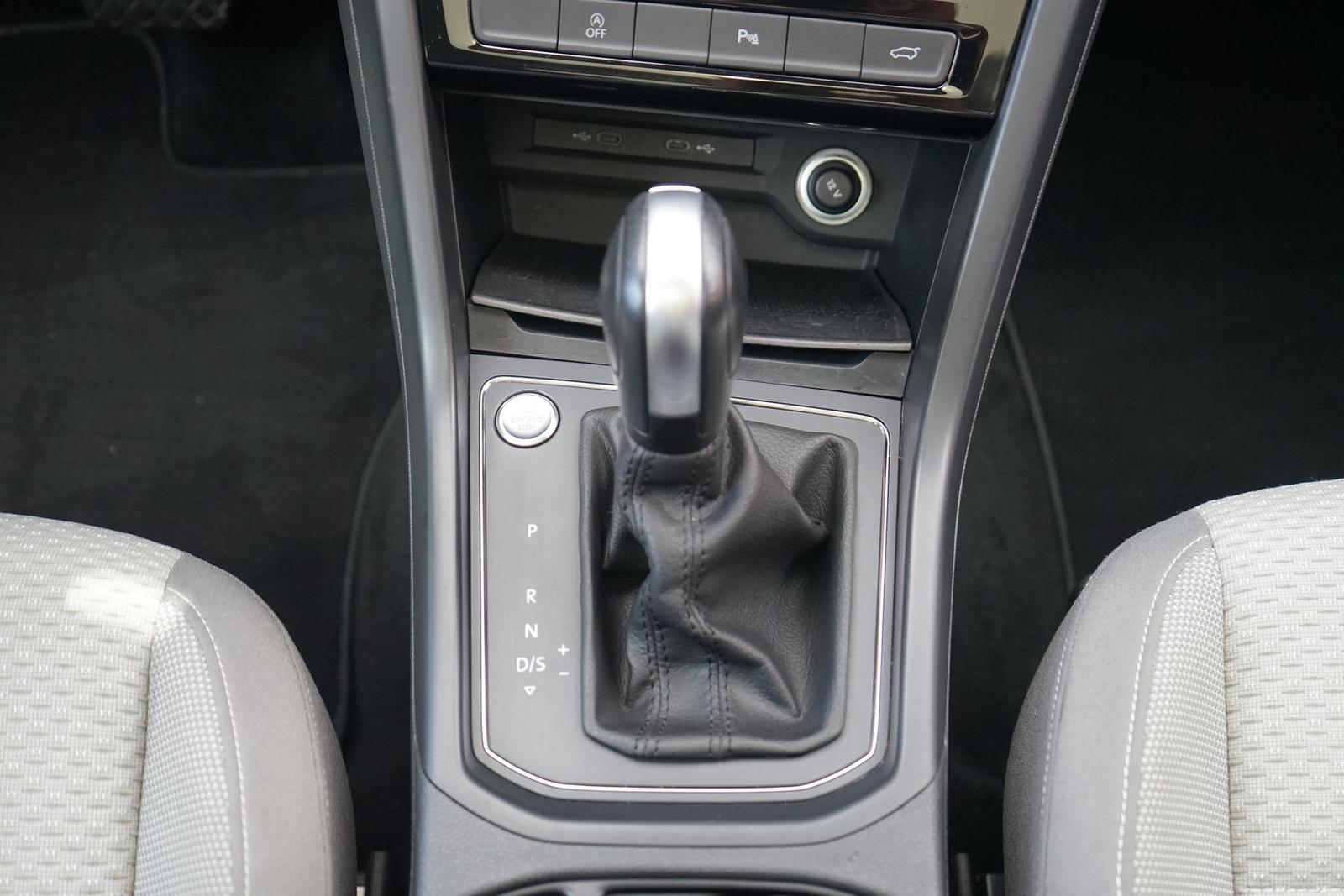 Volkswagen Touran 1.5 TSI LED Navi ACC DAB Totwinkel Kamera, миниатюра 20