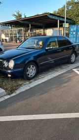 Mercedes-Benz E240 V6 Elegance - gebrauchte Mercedes-Benz E 240 aus dem Jahr 2000