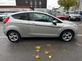 Ford Fiesta Titanium*Zahnr. gewechs.*8fach* - Ford Fiesta aus 2009: Titanium