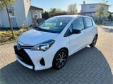 Toyota Yaris 1,0-l-VVT-i Cool - Toyota Yaris in Rostock