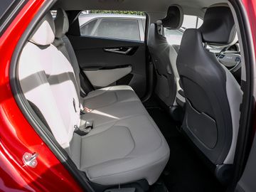 Kia EV6 Basis 2WD Standheizung Kamera Navi ACC