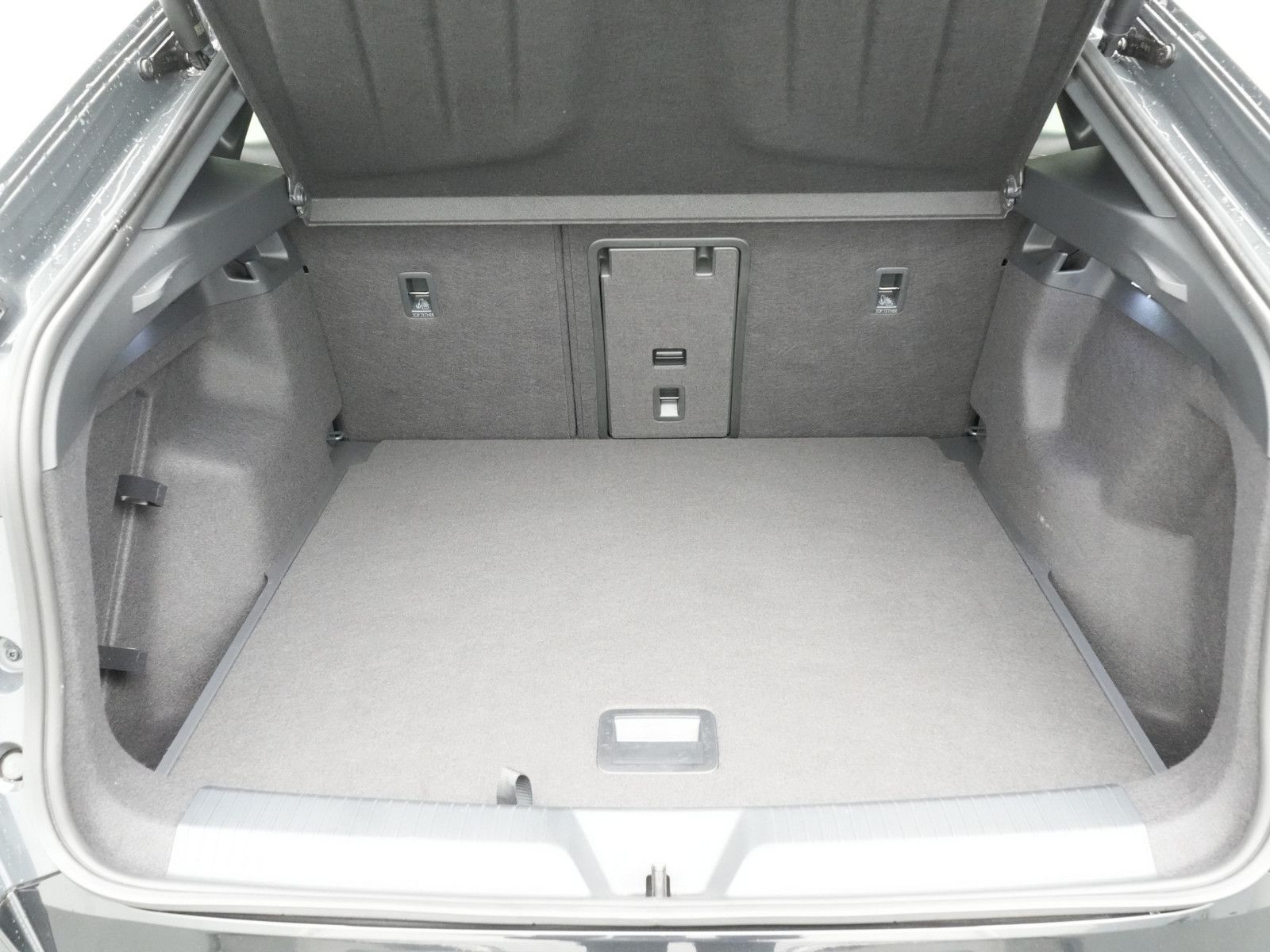 Cupra Tavascan - Bild 5